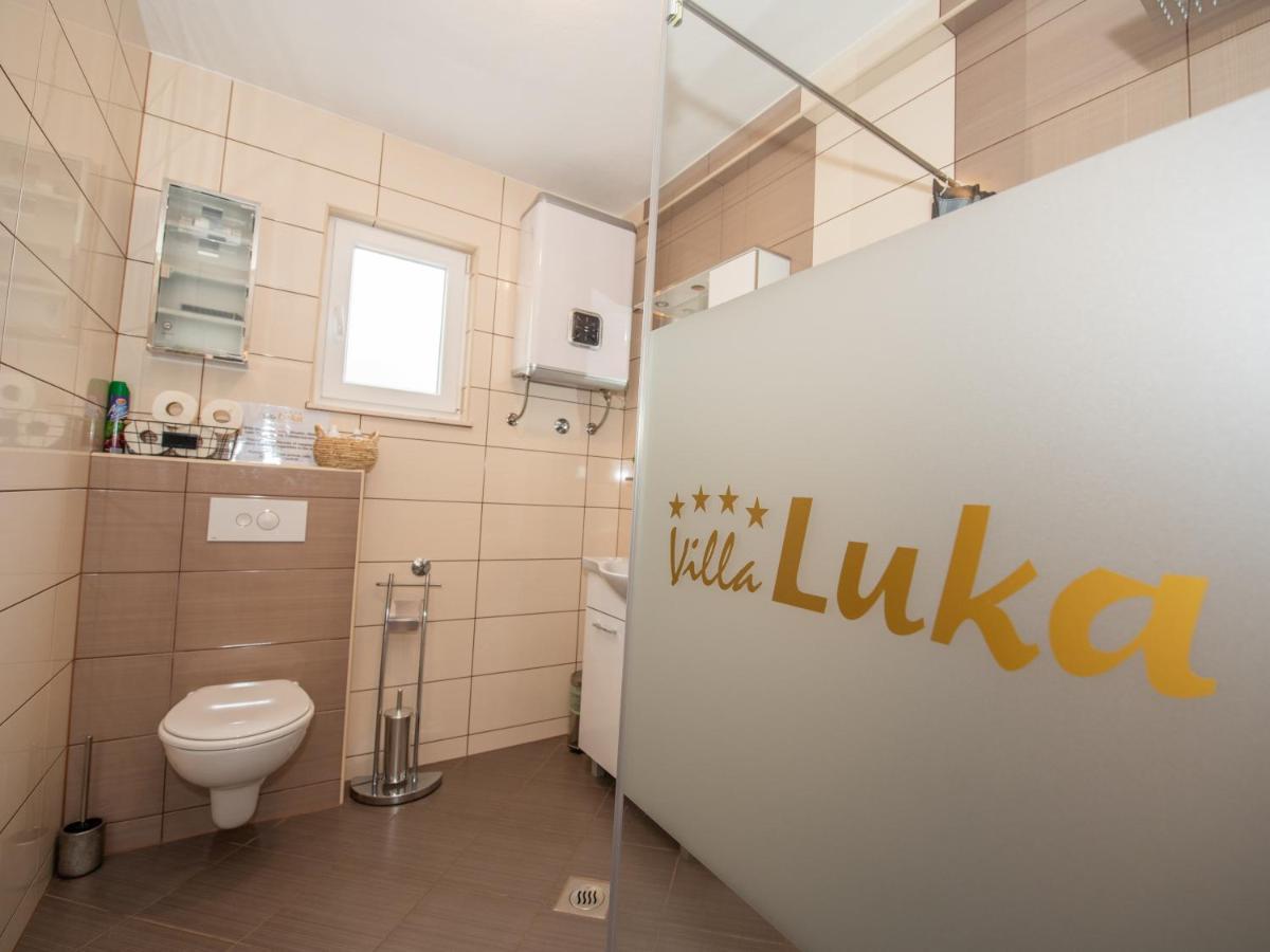 Beautiful Holiday Home "Villa Luka" Каштель-Штафилич Экстерьер фото