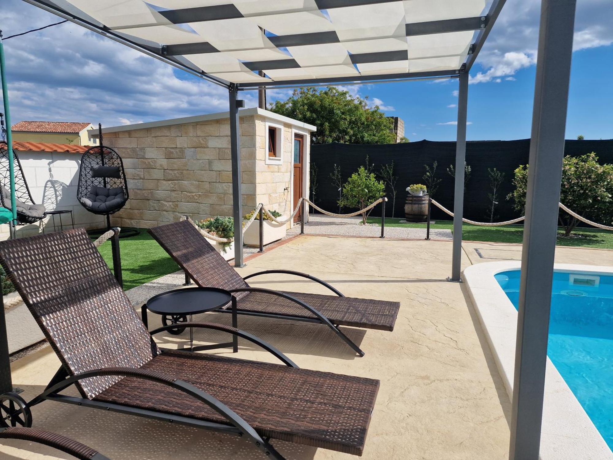 Beautiful Holiday Home "Villa Luka" Каштель-Штафилич Экстерьер фото